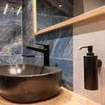 La Casa Center With Jacuzzi アパート