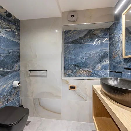 La Casa Center With Jacuzzi Cós