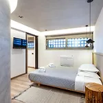 La Casa Center With Jacuzzi Daire *